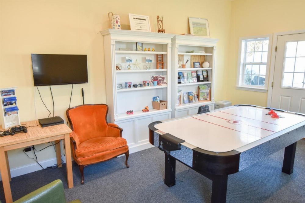 #417 - Pilot House Main image